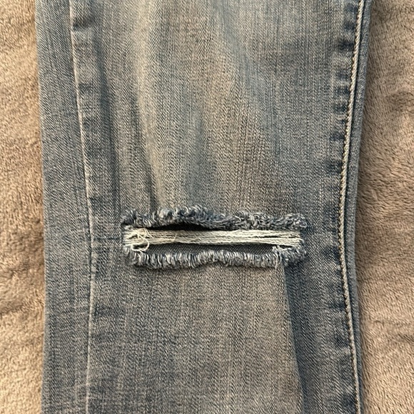Levi’s Ripped Knees 710 Super Skinny Fit Jeans - Light Wash - Size W30xL32 - Picture 3 of 10